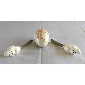 2 Bunny Knobler Japan Stainless Spreader Knives + Ceramic Egg Trinket Box Floral
